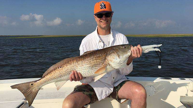 SIGHT FISHING a 40 INCH REDFISH